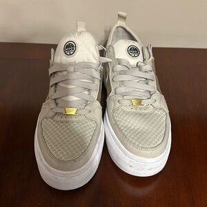 Nike court vision Alta cream size 8